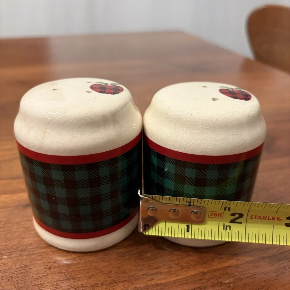 Apple salt & pepper shakers Napkin Holder plaid Country Cottage Core Applejack